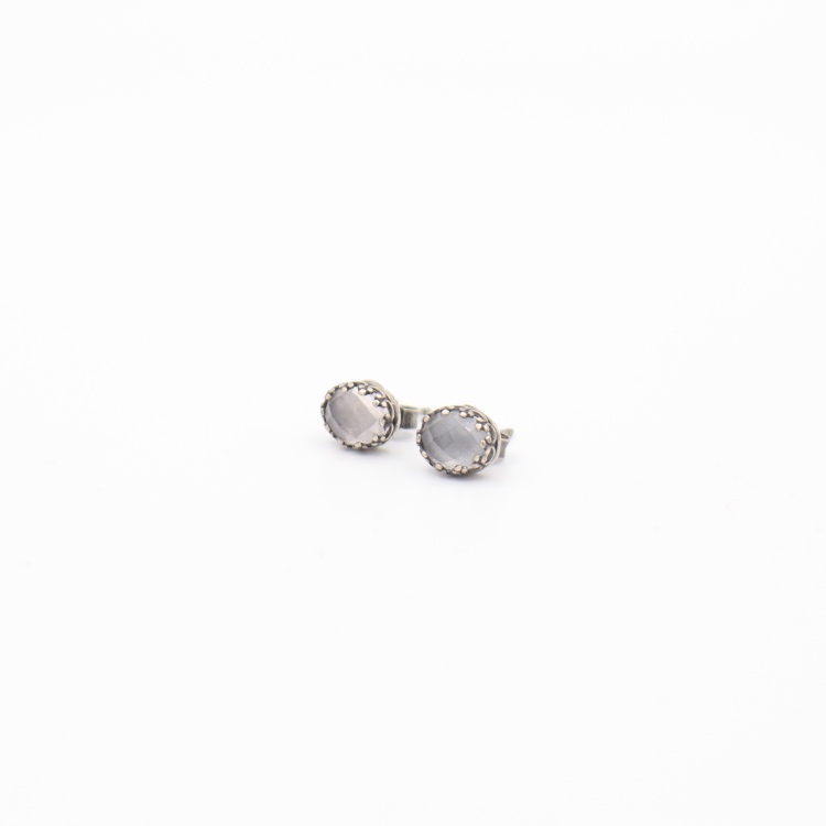 Gem Kingdom - Lizzy Studs Rosequartz Z