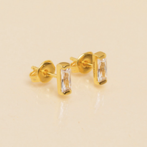 Une a Une - Ear Studs Crystal White