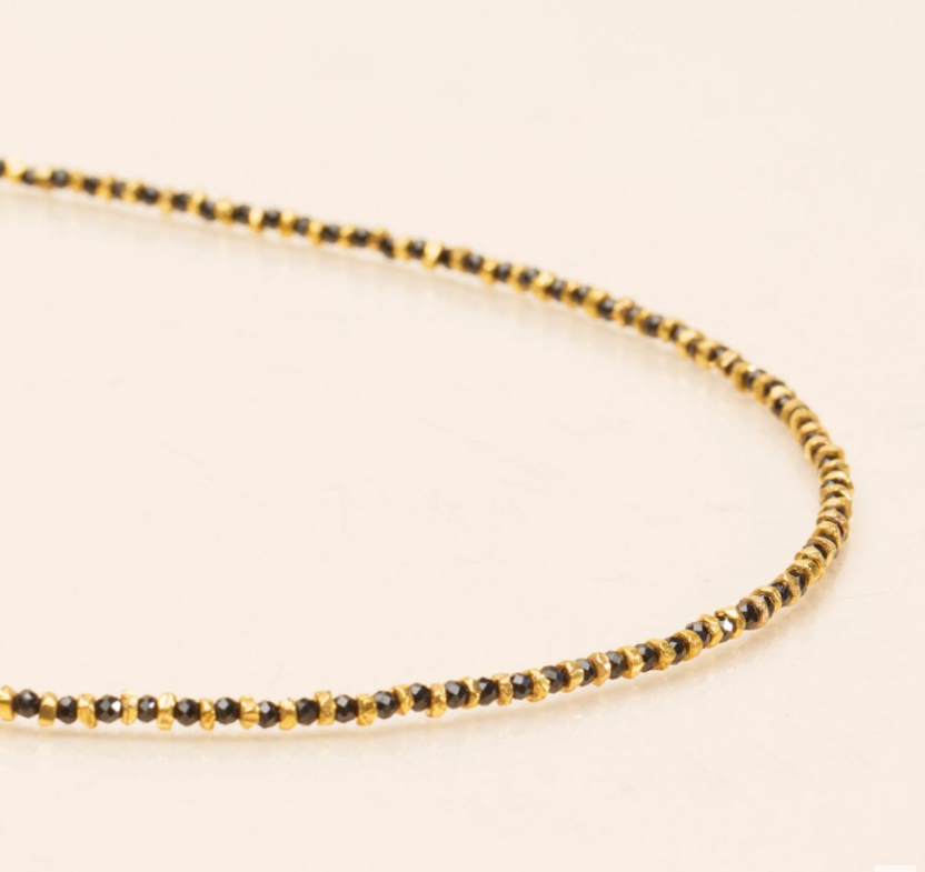 Une a Une - Black Jaipur Necklace