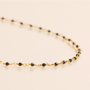 Une a Une - Shiny Black India Necklace