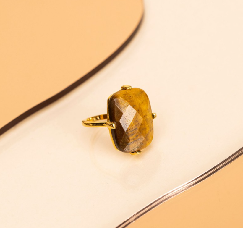 Une a Une - tiger's eye rectangle ring