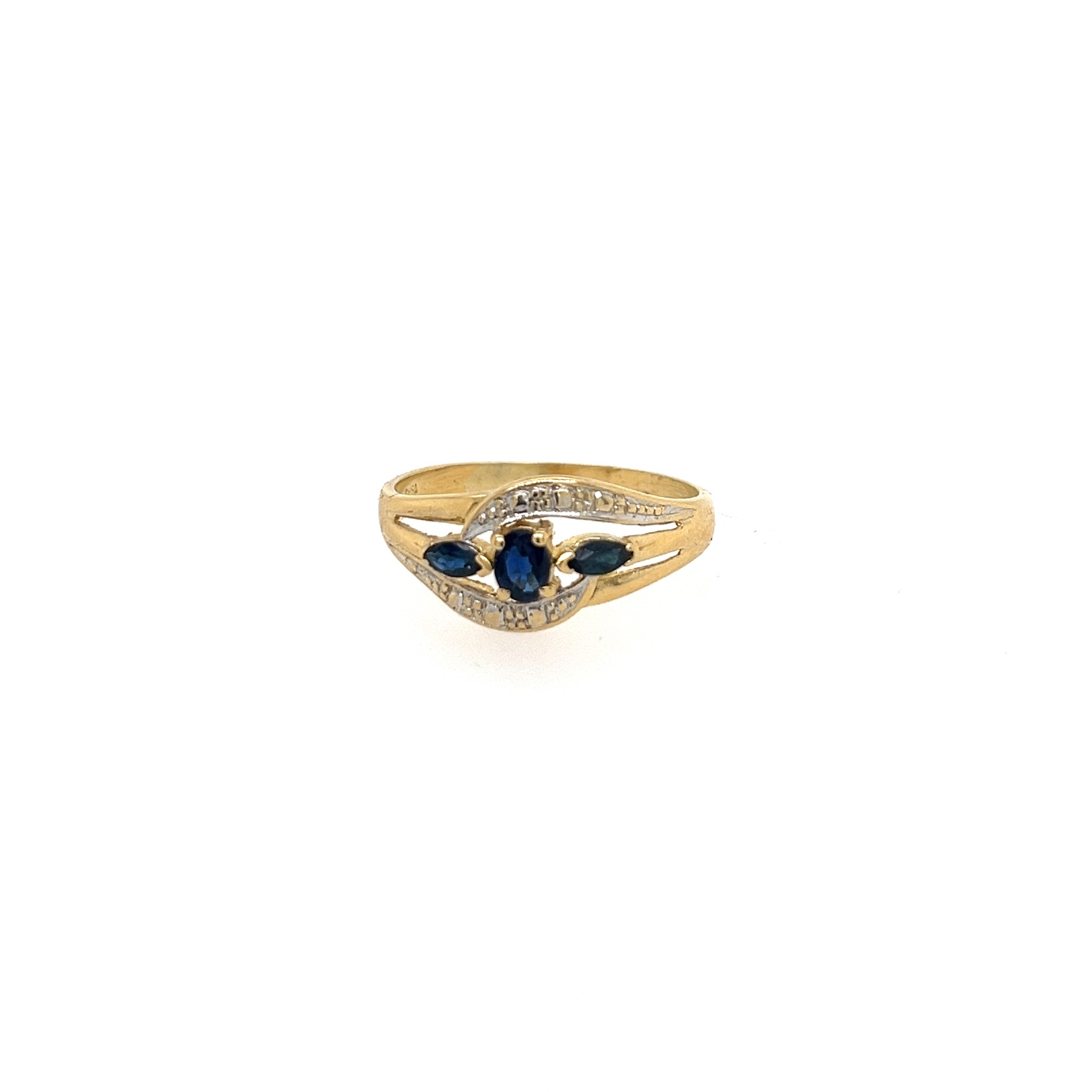Vintage Jewelry – 18KT Gold - Ring Blue Sapphire