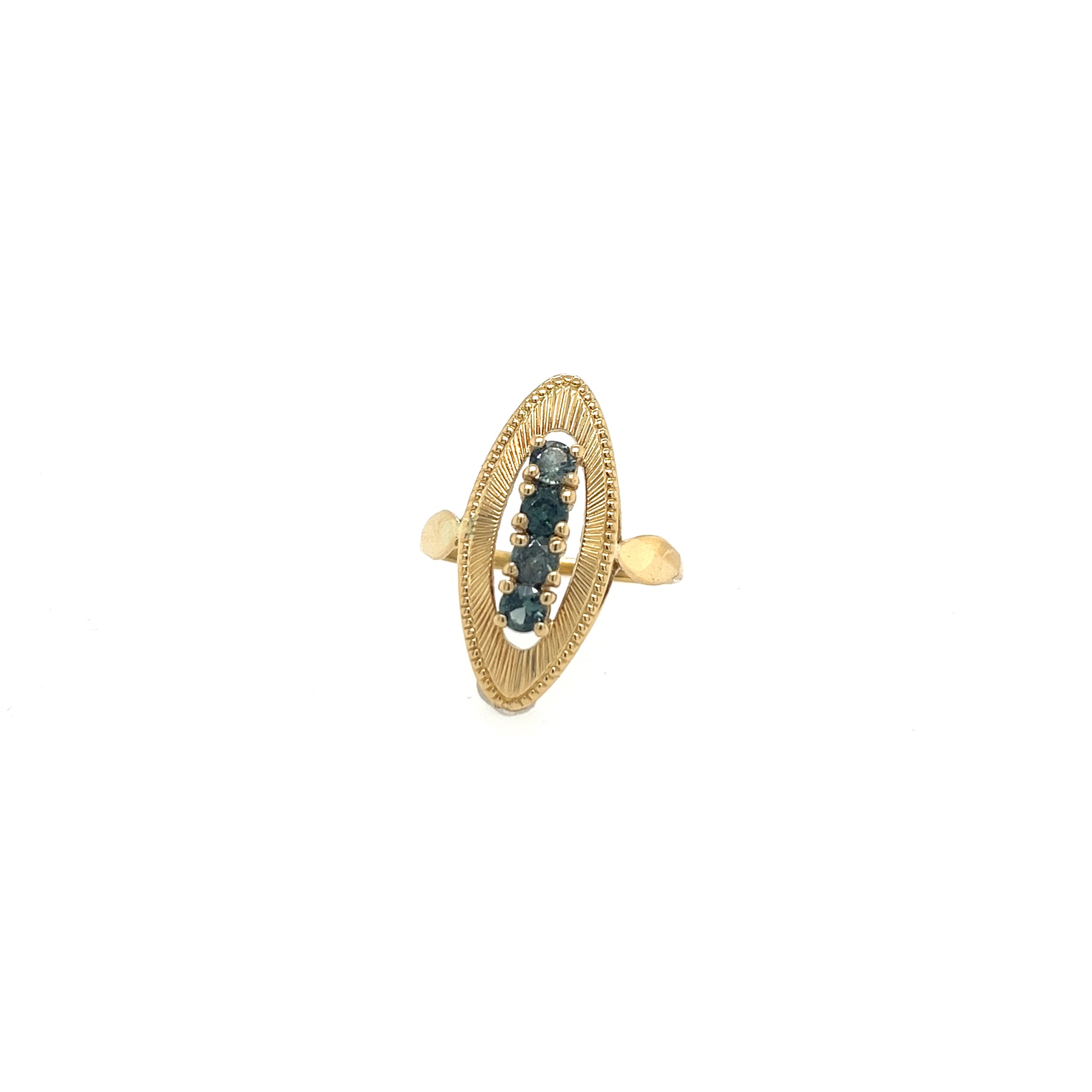 Vintage Jewelry – 18KT Gold - Ring Four Green Sapphires