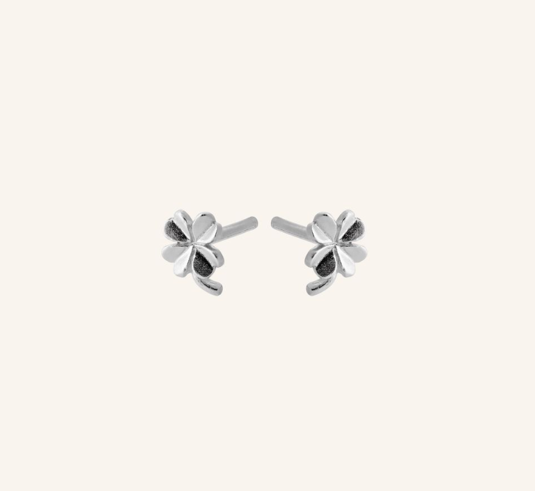 Pernille Corydon - Mini Clover Earsticks Silver