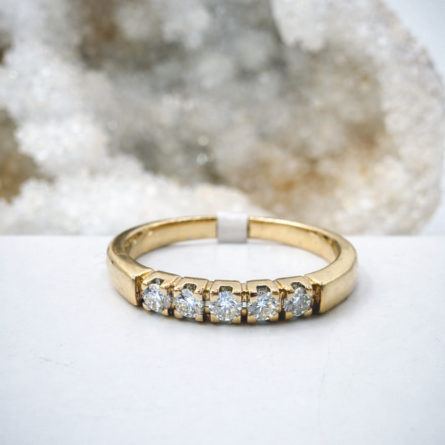 14 karaats gouden memoire-ring met 5 briljant geslepen diamanten – 0,20 ct