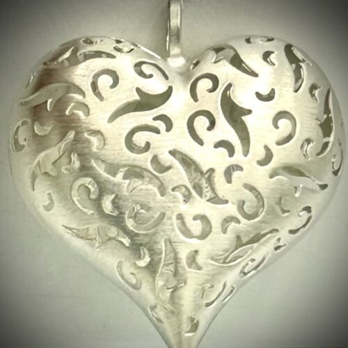 Zilveren hart hanger – opengewerkt – 31 x 30 mm (Handgemaakt)