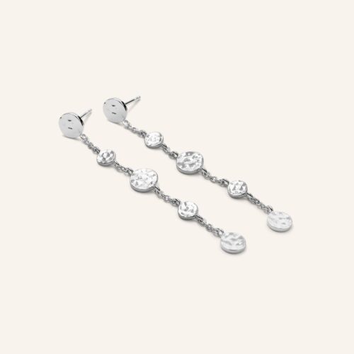 minimalistische druppel oorbellen met stippen zilver gehamerd